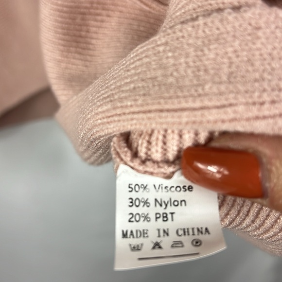 Asymmetrical oversized dolman sleeve turtleneck ribbed knit top Sz S Blush - Picture 5 of 7